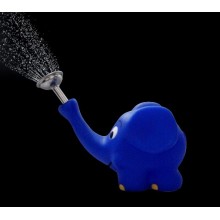 spray water elephant